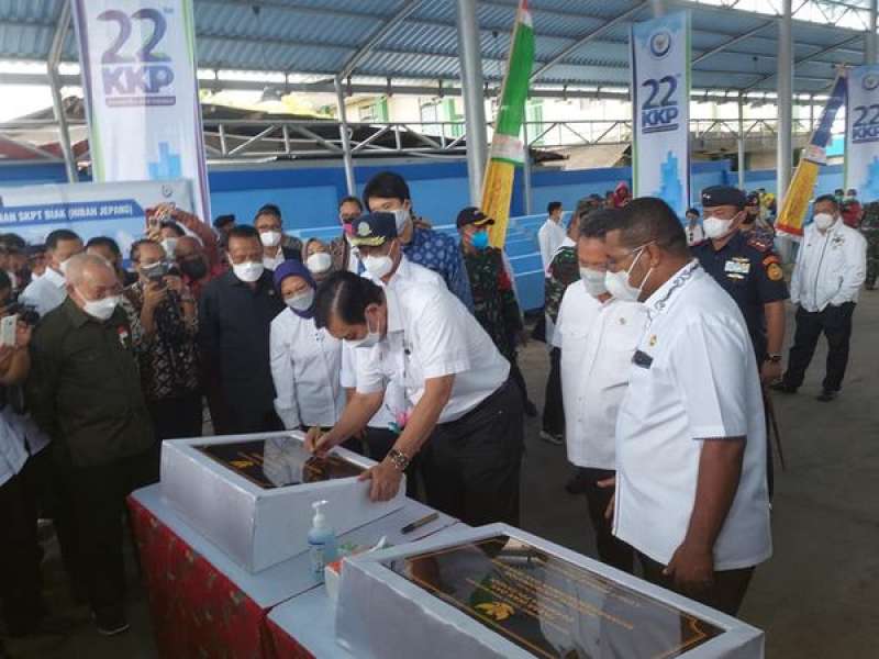 Peresmian Pasar IKAN di BOSNIK dan FANDOY Kab Biak Numfor oleh MENKO MARVES