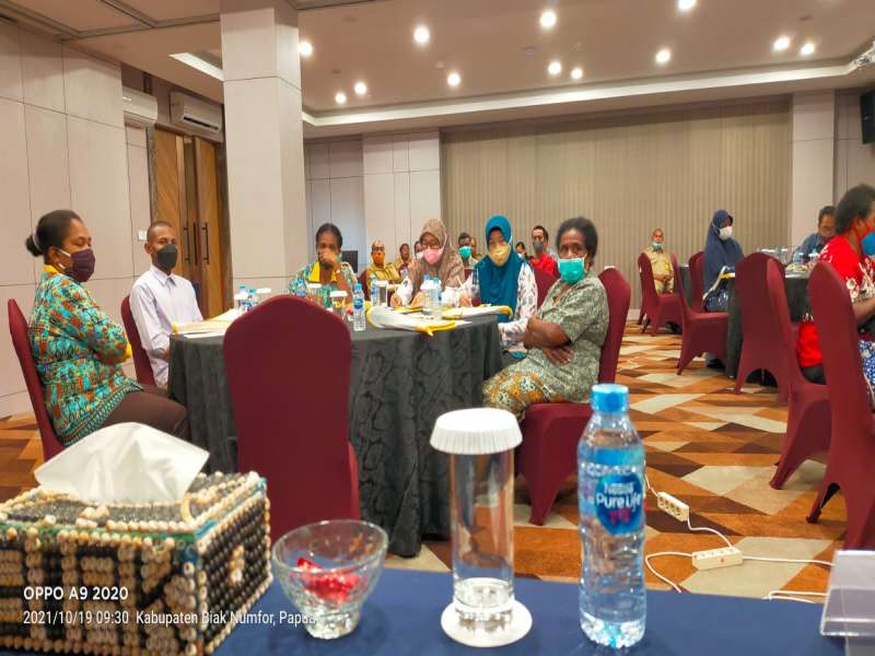 Sektor UMKM mendapat kan Sosialisasi terkait Kemitraan untuk promosi melalui Gerai UMKM Supermarket 