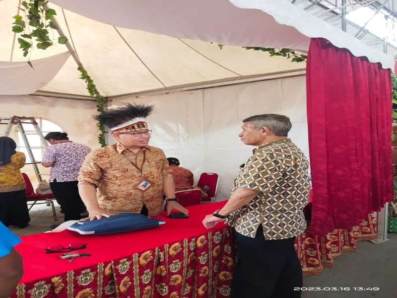 KADIS DPMPTSP BERBINCANG TERKAIT PERIJINAN BERSAMA BAPAK WABUP