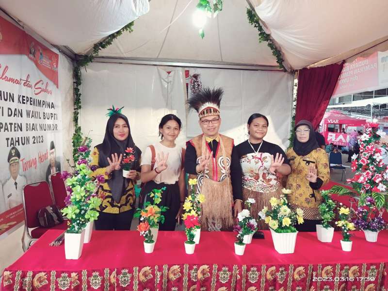 KUNJUNGAN ADE ADE PELAJAR DISTAND DPMPTSP